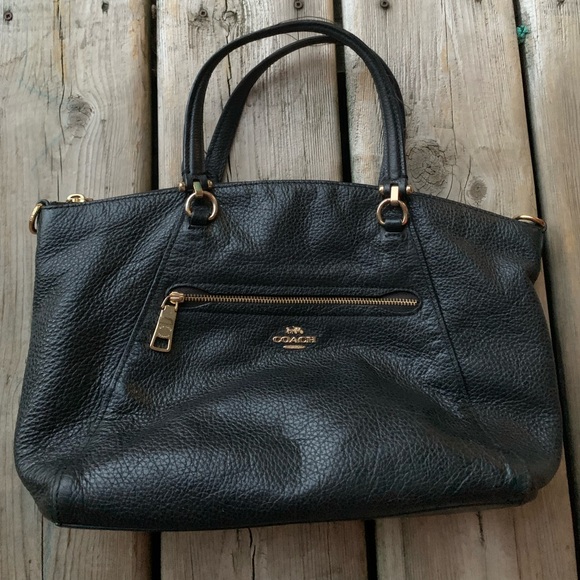 Coach Handbags - Coach Black Pebbled Leather Small Purse